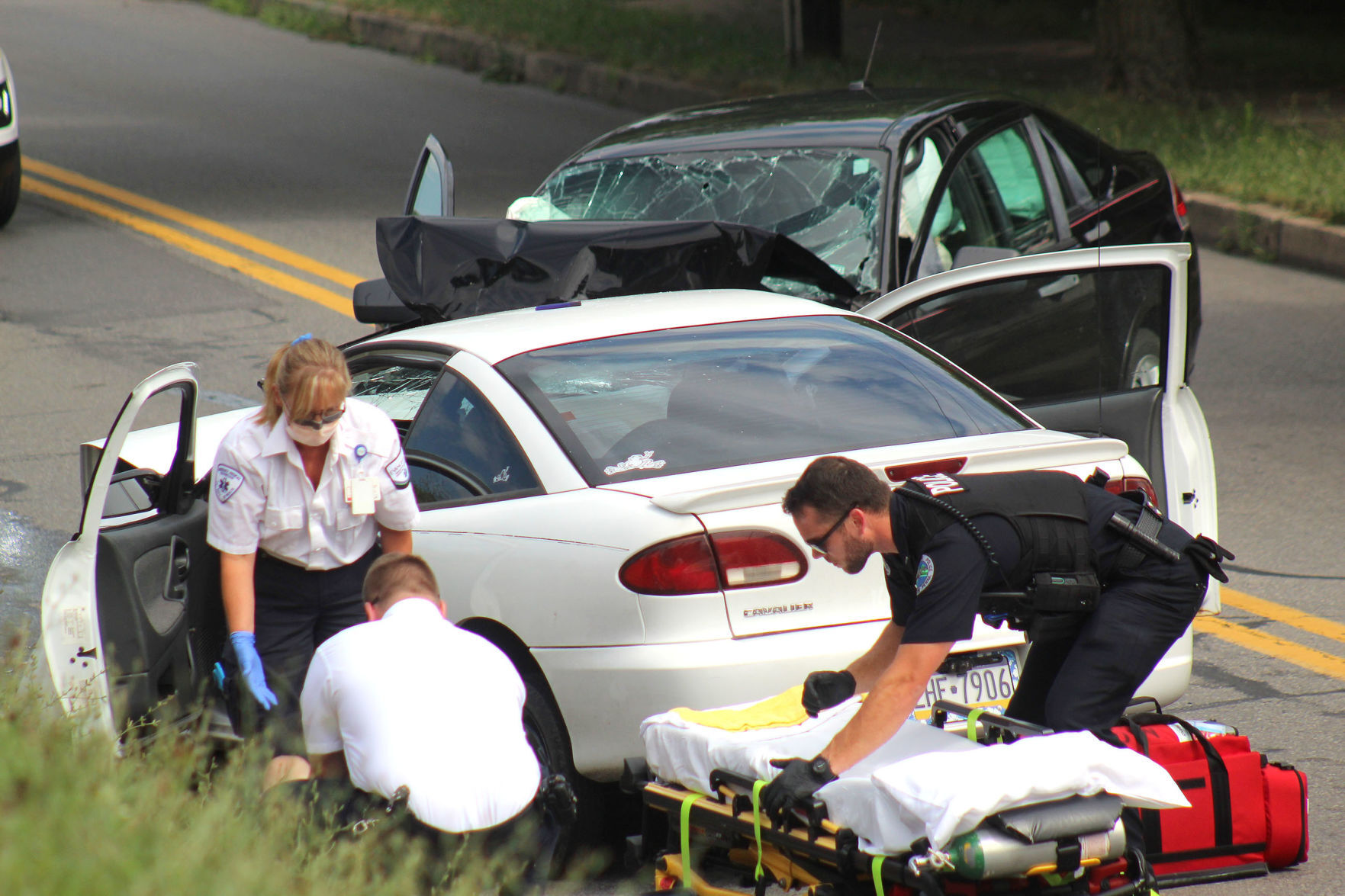 Crash closes Mahoning Street